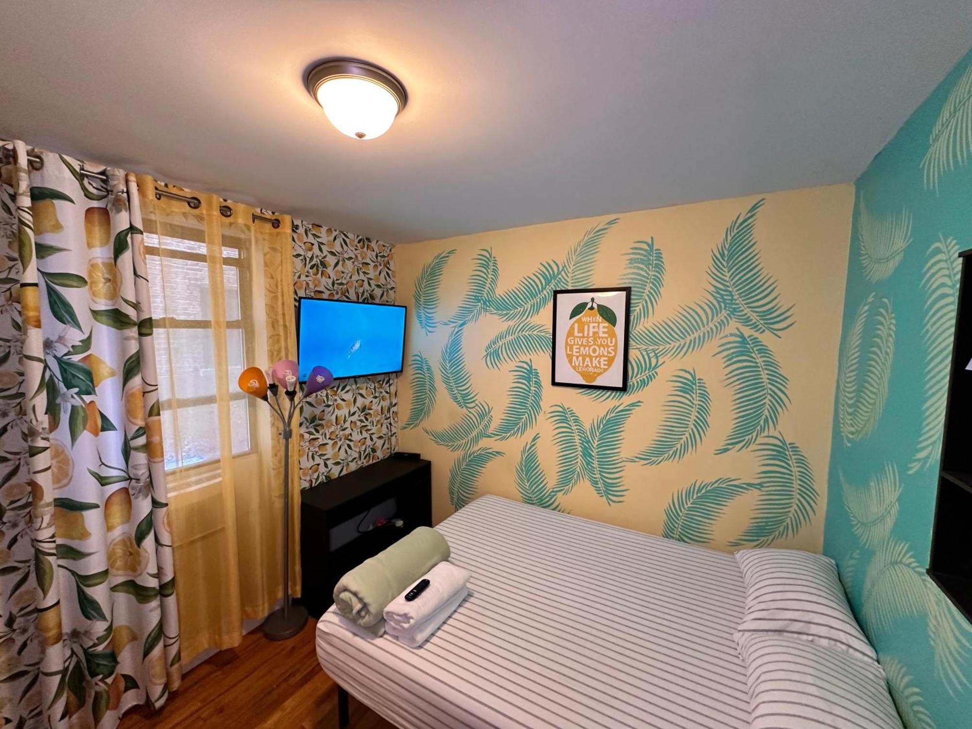 Lemon Vibes Harlem Affordable Comfort New York Exterior photo